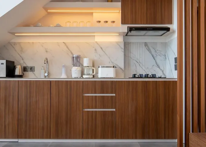 Grand 2-br Mezzanine تْشانغو